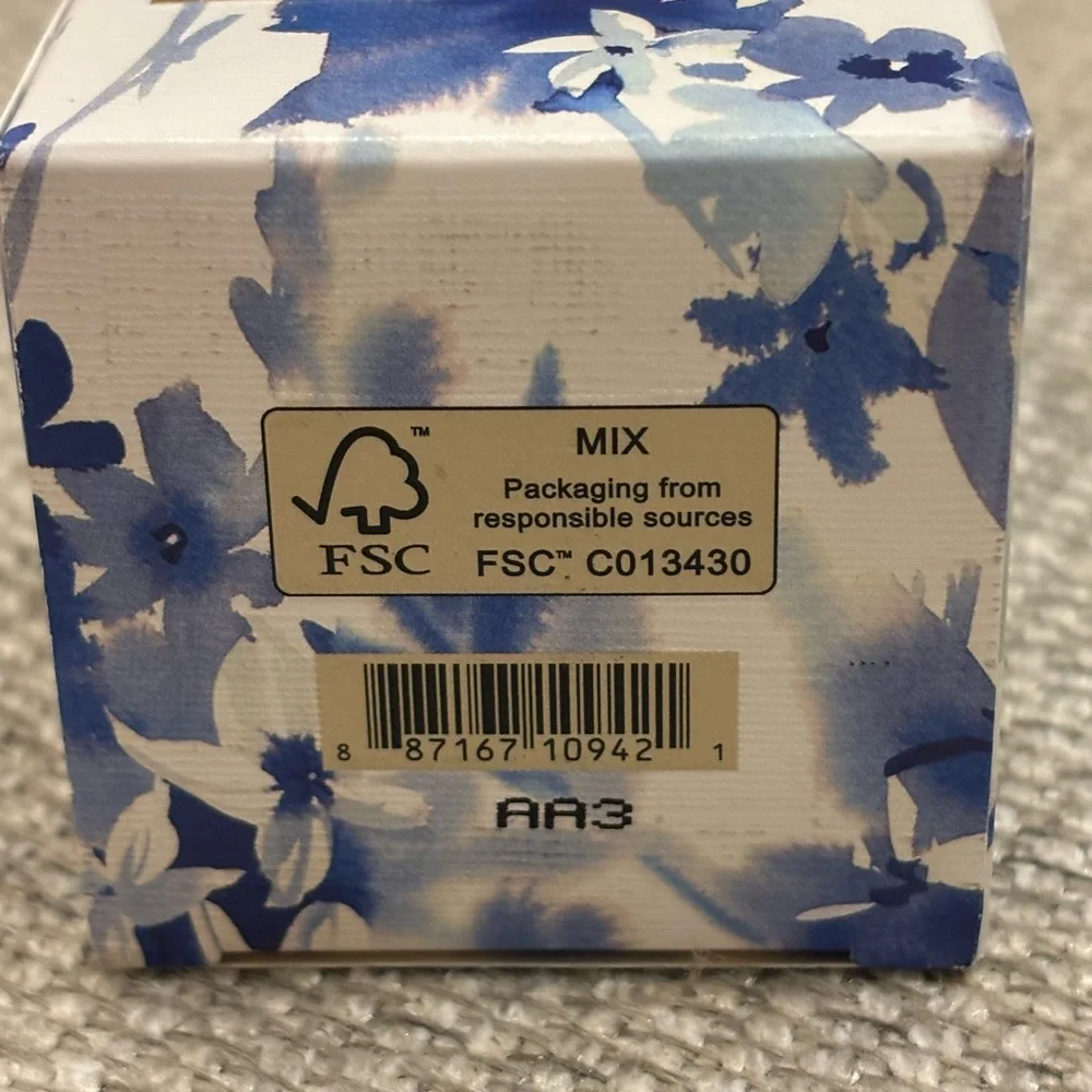 Aerin Body Cream (NWT) - Picture 9 of 14